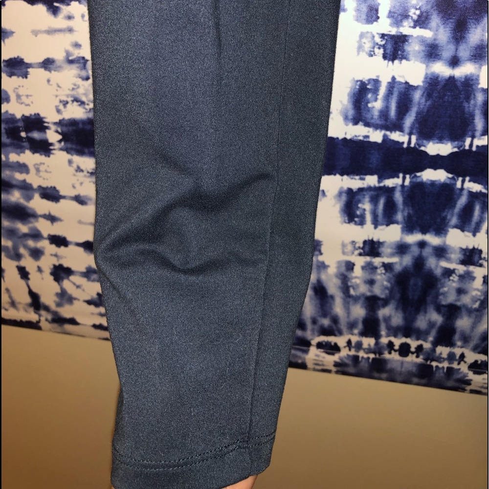 leggings - Picture 2 of 3